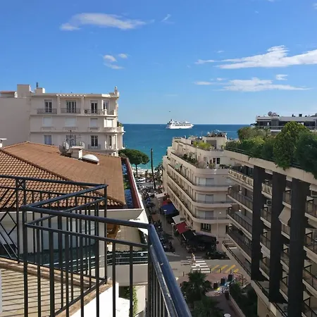 Apartment Last Floor With Terrace And Clear View On The Sea *